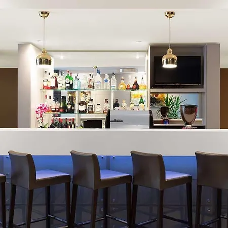 酒店 汉普顿克卢日纳波卡希尔顿酒店
