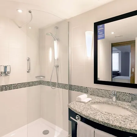 Hampton By Hilton Ξενοδοχείο 3*