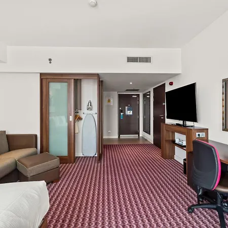 Hampton By Hilton 3* Kolozsvár