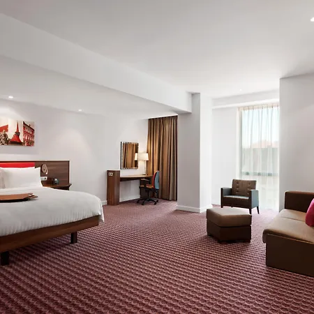 Hotel Hampton By Hilton