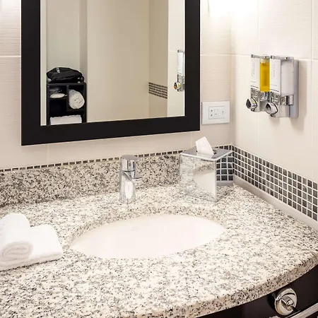 Hampton By Hilton Hotel