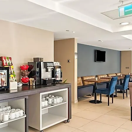 Hotel Hampton By Hilton