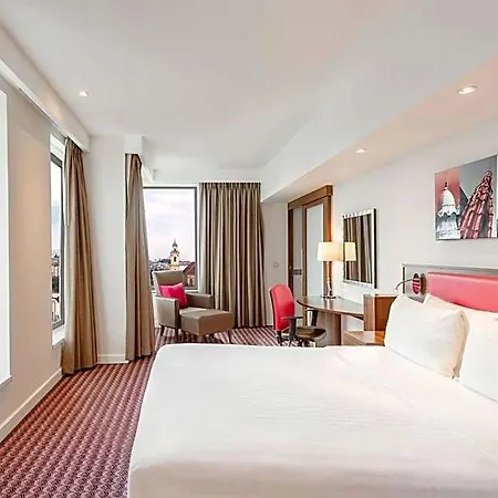 Hampton By Hilton