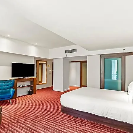 Hampton By Hilton Hotel
