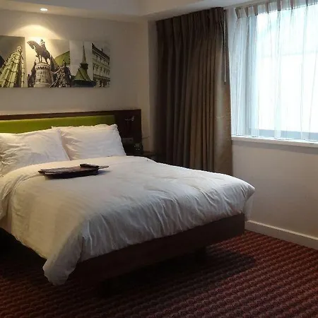 Hampton By Hilton Hotel 3*
