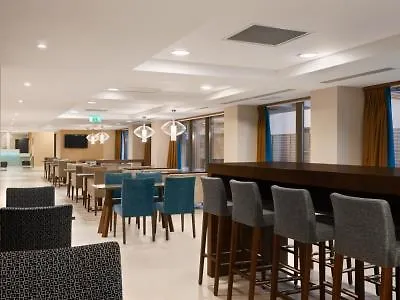 汉普顿克卢日纳波卡希尔顿酒店 3* 克卢日-纳波卡