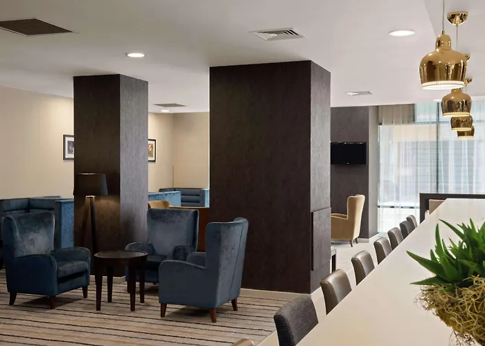 Hampton By Hilton Отель