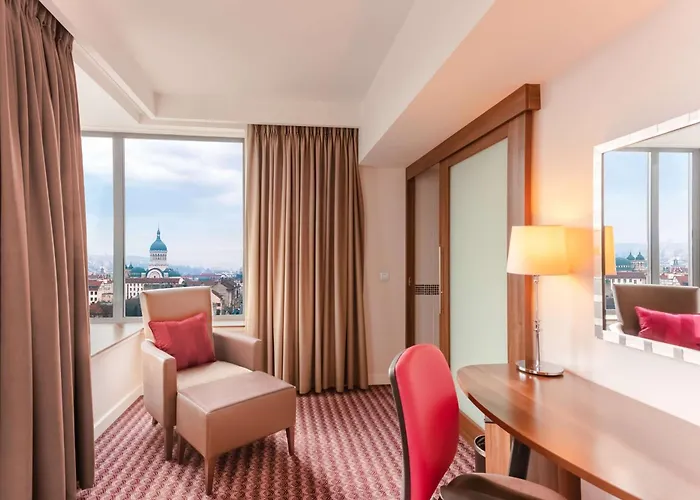 Отель Hampton By Hilton Клуж-Напока