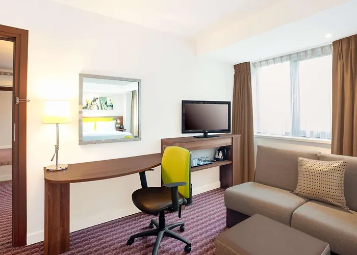 Hampton By Hilton Отель