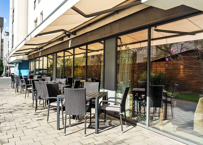 Hampton By Hilton Отель 3*